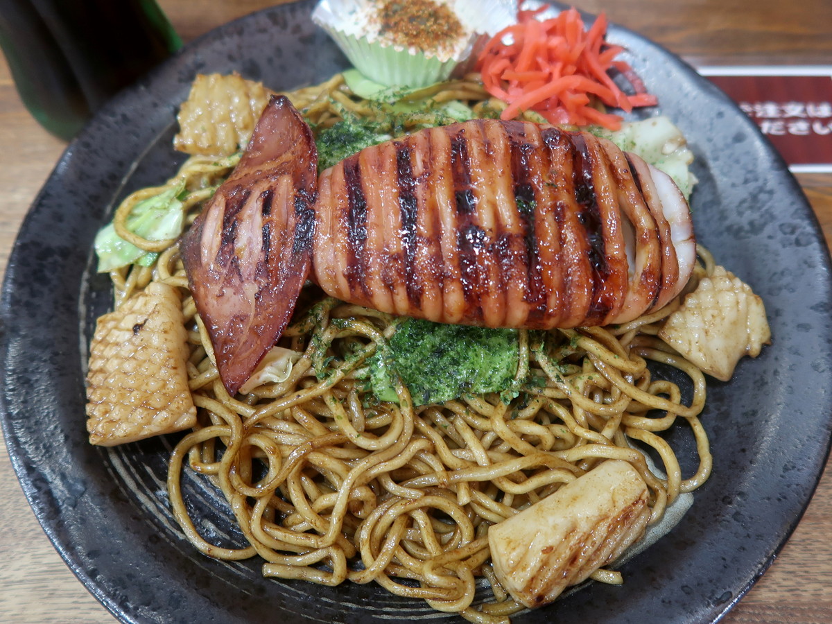 イカの丸焼きが一本ドーン