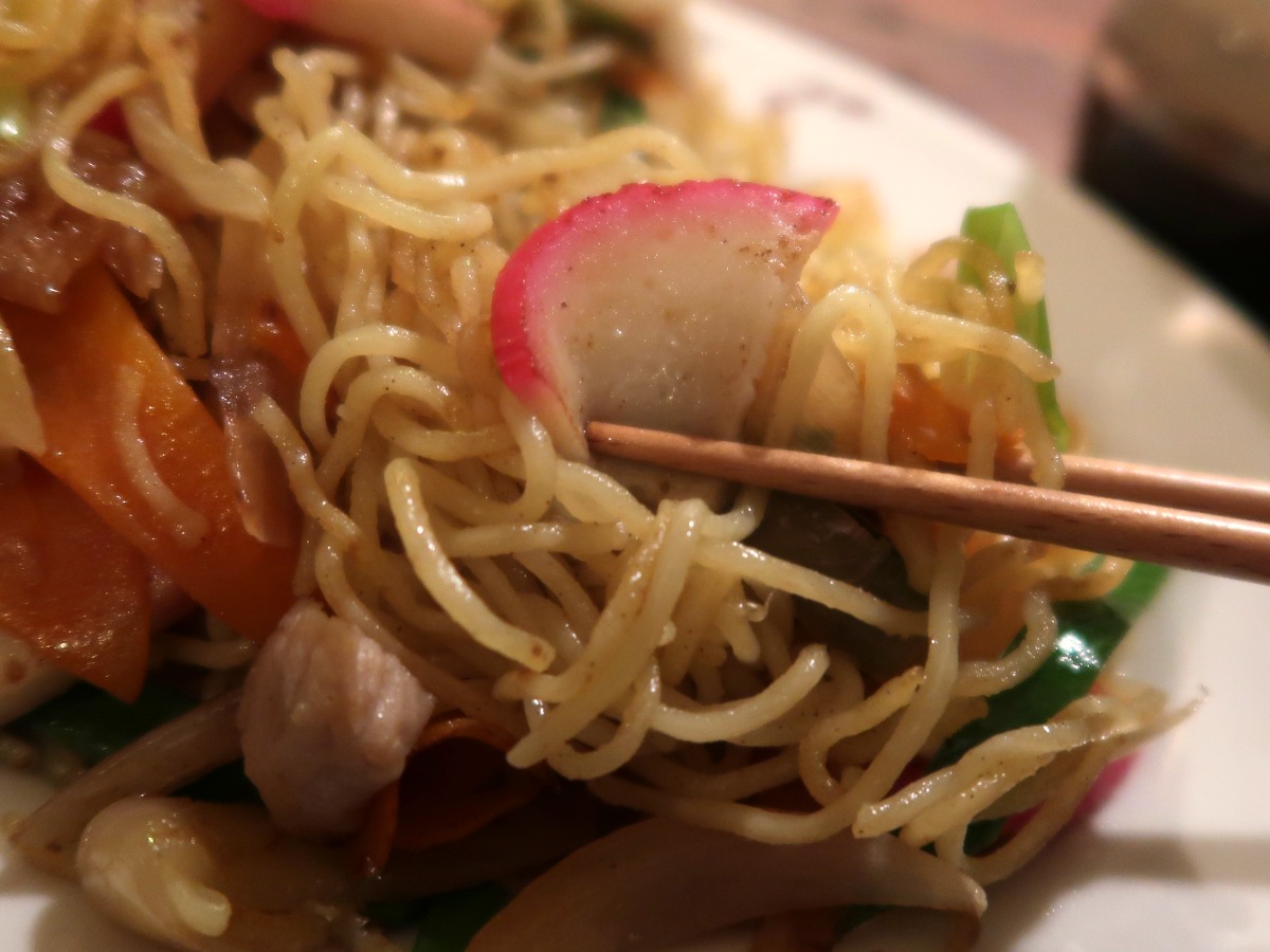 麺とかまぼこが欠かせない
