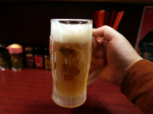 オリオンビールの生(600円)で乾杯
