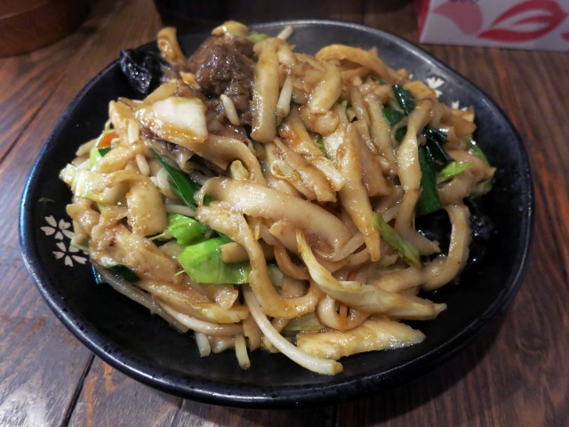 牛肉炒面(牛肉焼き麺) 950円