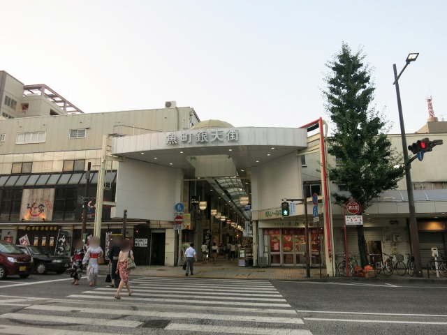 小倉 魚町銀天街＝日本で初めてのアーケード街