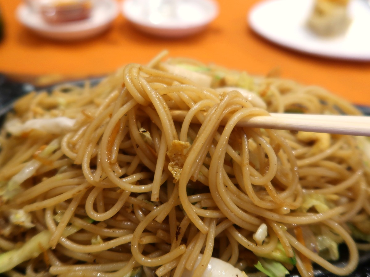 やや細めのスパゲッティを使用