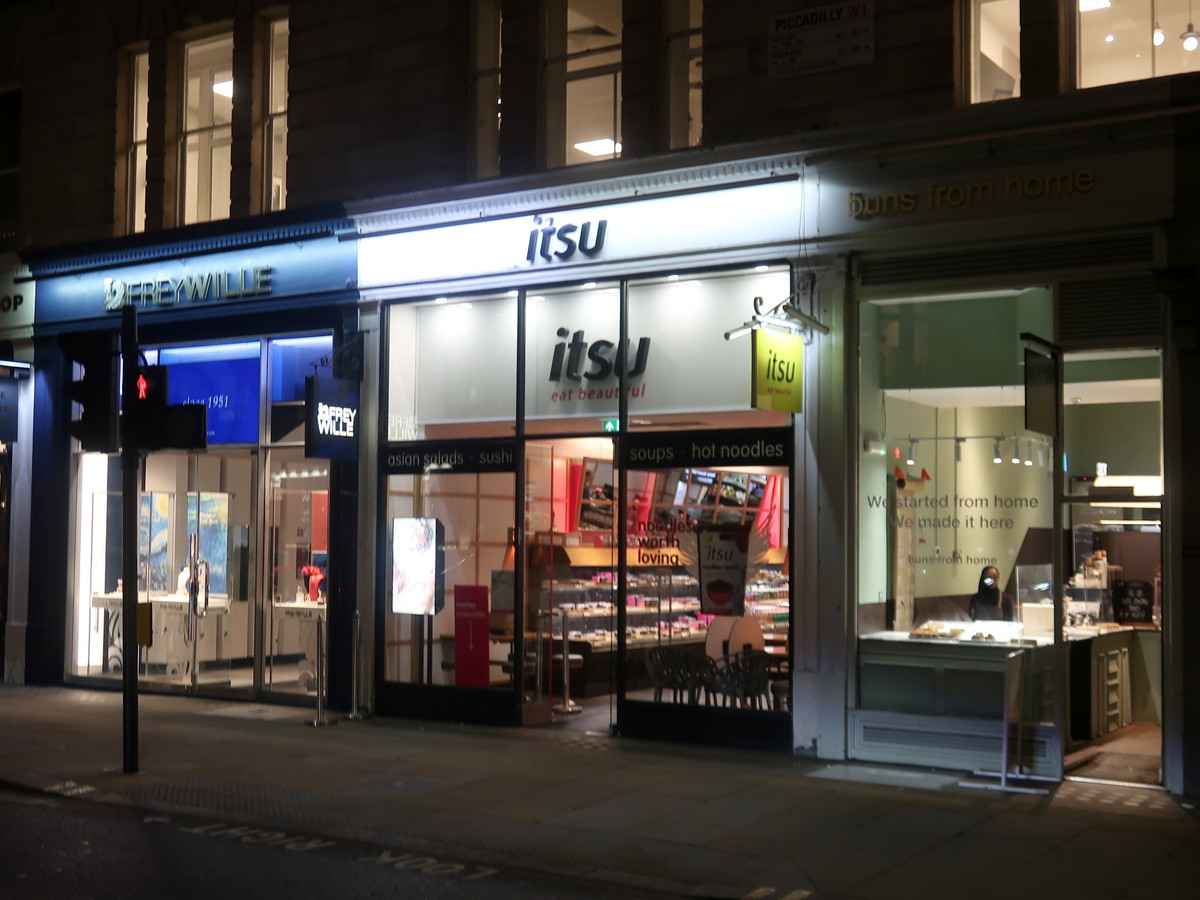 itsu, Piccadilly, London, U.K.
