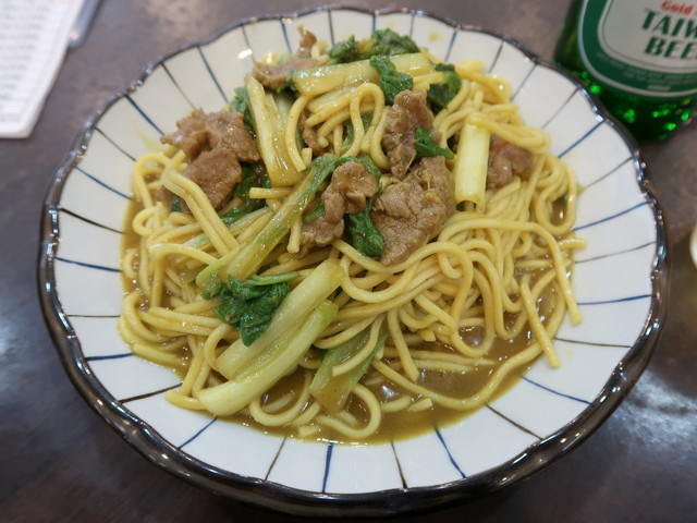 咖哩牛肉炒麵 170NTD