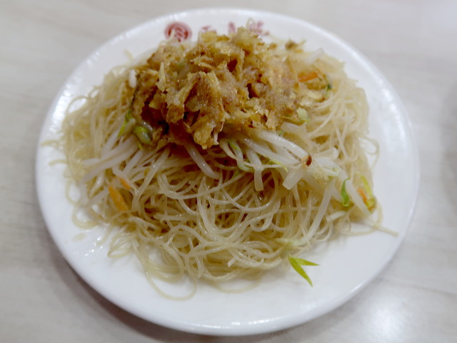 米粉炒（焼きビーフン） 40NTD