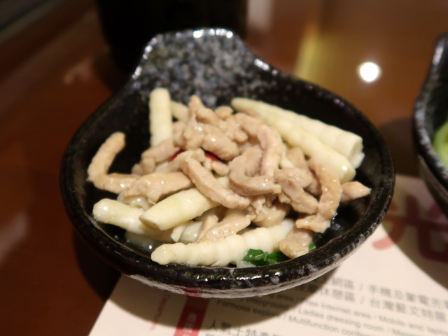 小菜その1 竹筍炒肉絲